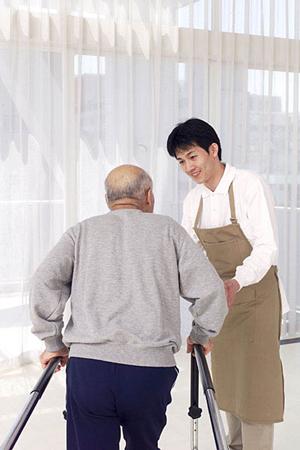 骨再生治療とインプラント治療について