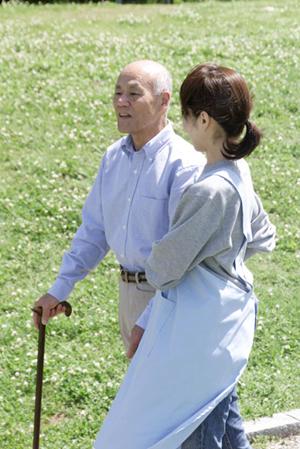 成人矯正をおこなっている熊本の歯科