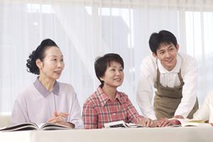 痛くなくわかりやすい治療を行う歯医者